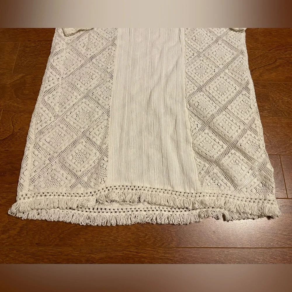 Roxy Top - Picture 4 of 5